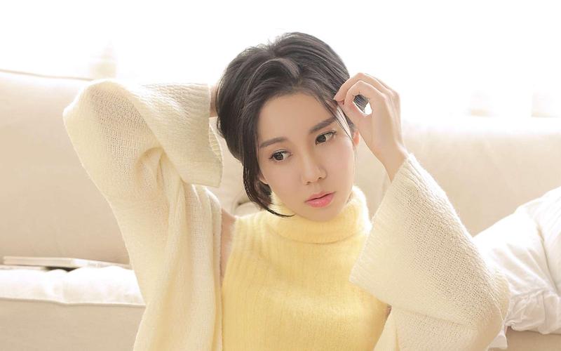 操了老师的逼的相关介绍