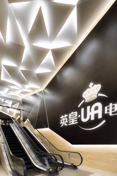 18禁在线一区二区三区免费的相关介绍