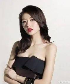 少妇人妻五月天的相关介绍