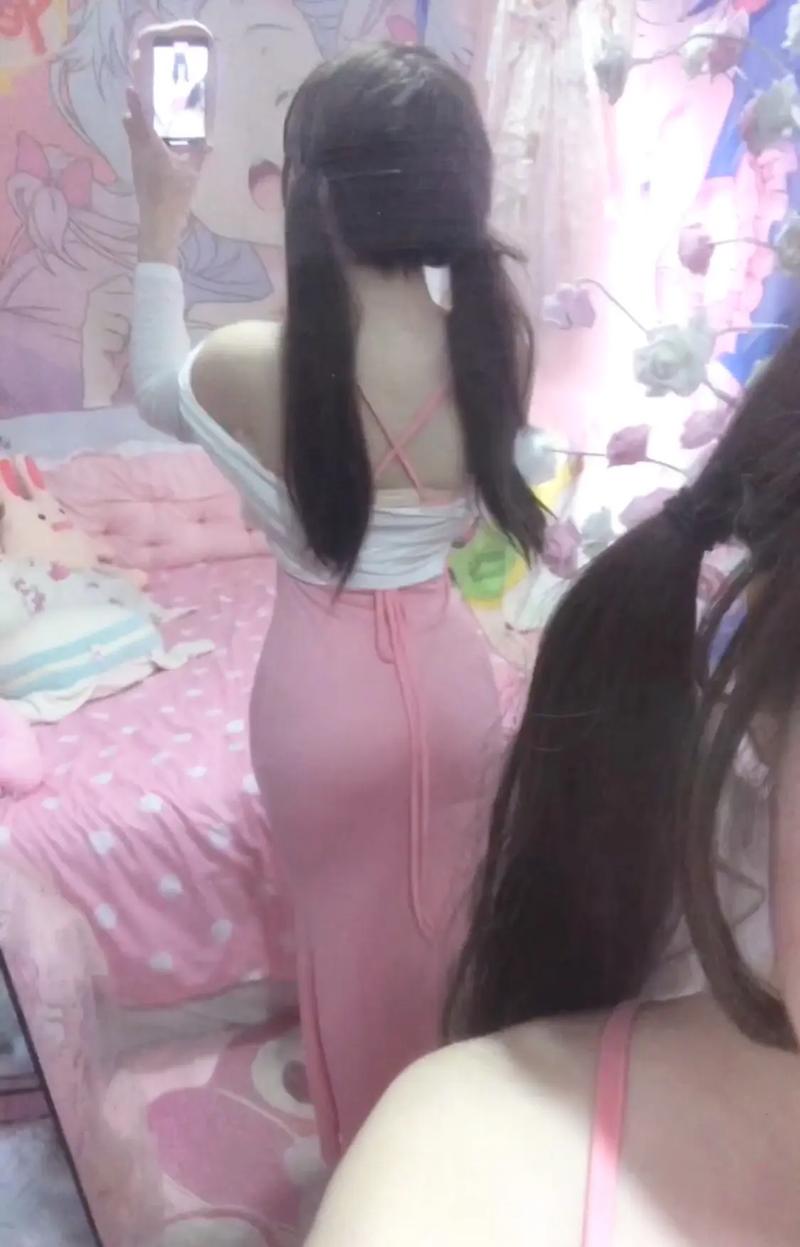 亚洲欧美综合高清在线的相关介绍
