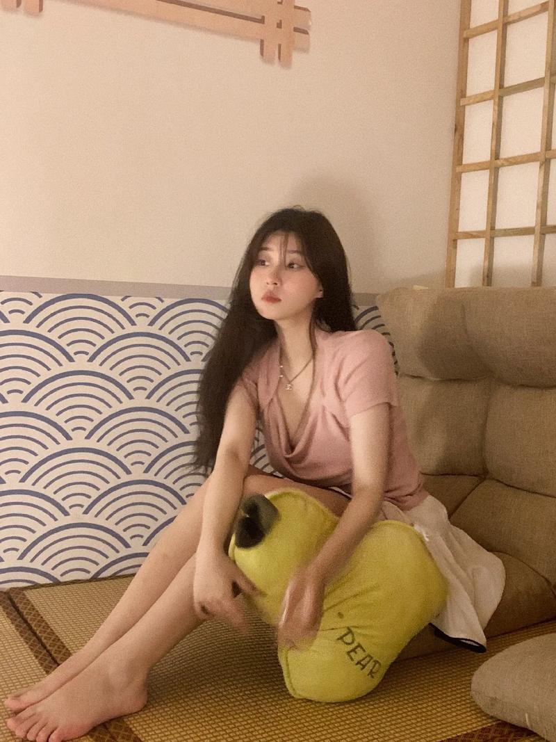 邻居少妇性小说的相关介绍