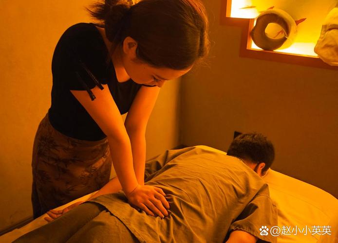 一边摸一边受不了的相关介绍
